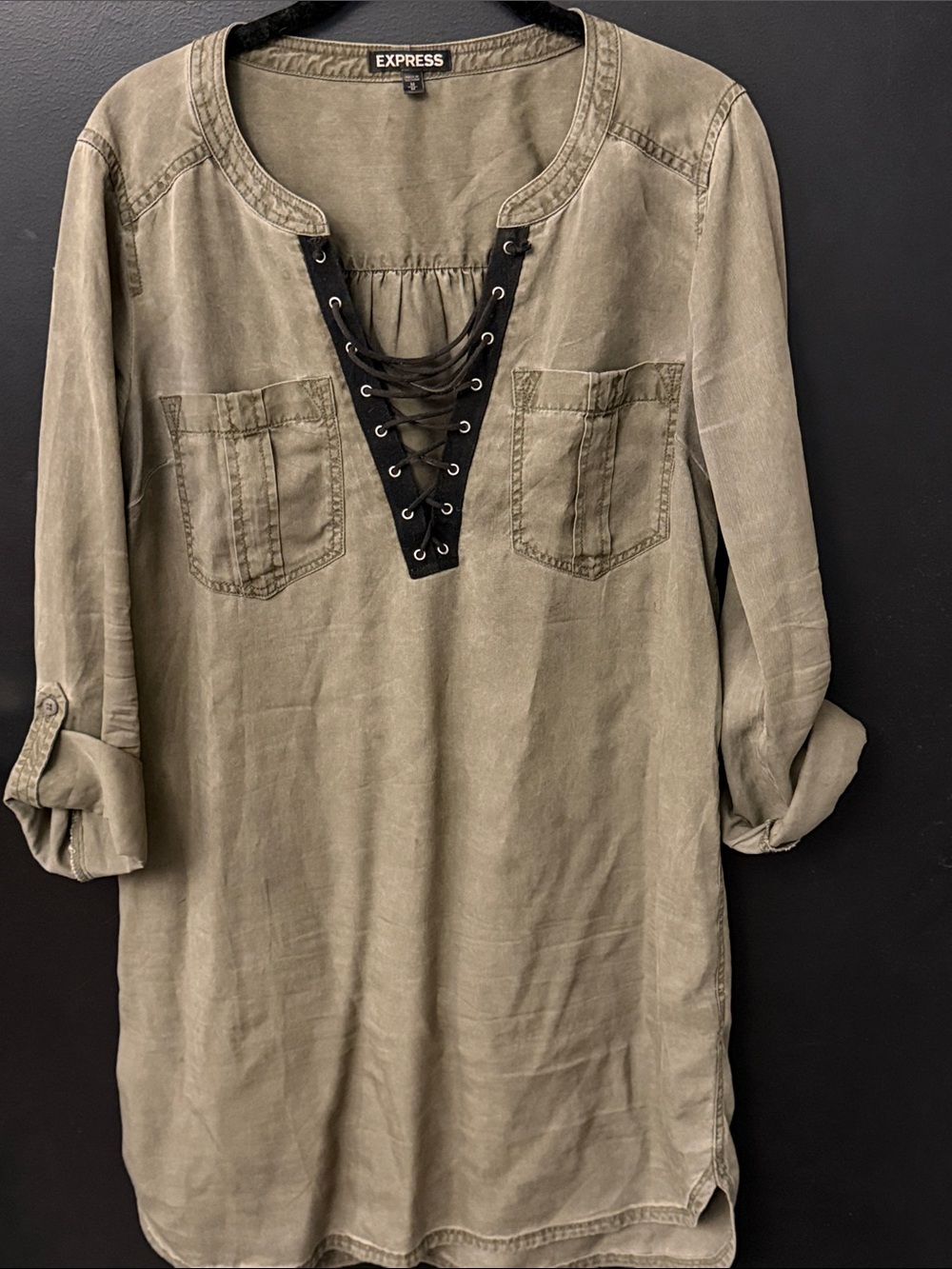 Green Express dress in medium